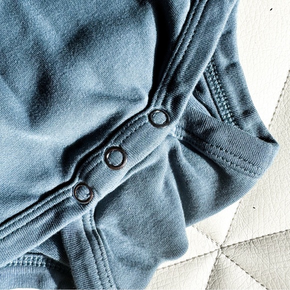 Kate Quinn • Bodysuit - Picture 2 of 4